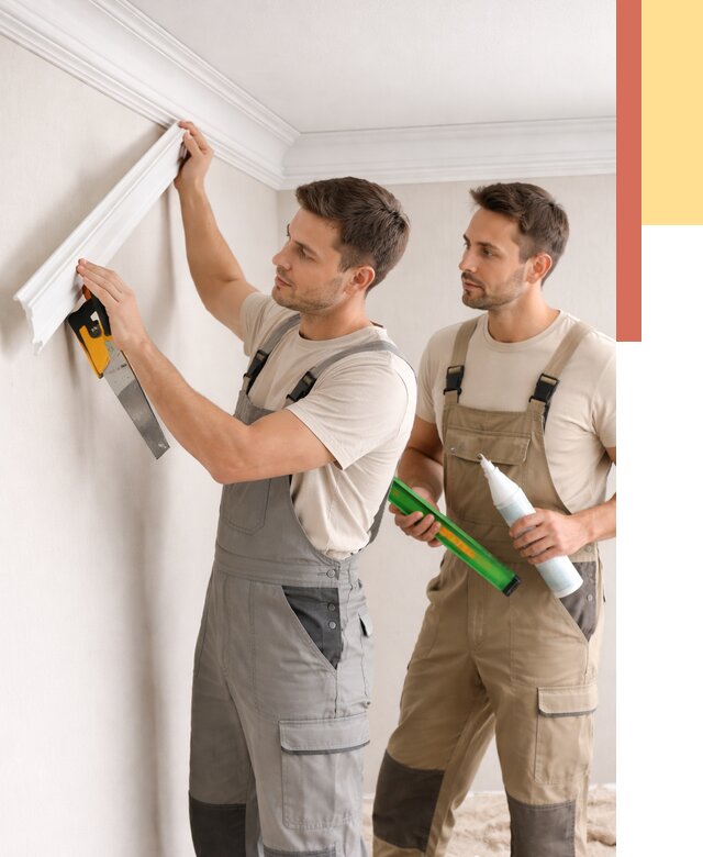 Монтаж потолочного плинтуса в Острогожске от 2399 руб. — быстро и недорого | ОТДЕЛОЧНИК-Стг